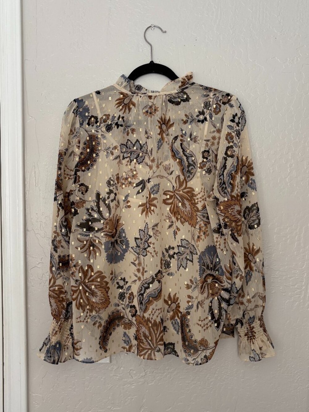 Loft Long Sleeve Ruffle Cream Floral Paisley Blouse Size Large - Picture 3 of 5